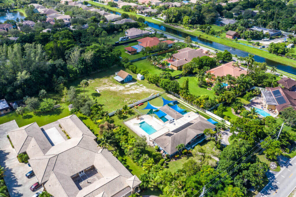 Hillsboro Pines FL-Florida Metal Roofers of Deerfield Beach Hillsboro Pines FL-Florida Metal Roofers of Deerfield Beach